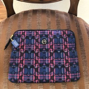 COACH TABLET OR IPAD CASE.